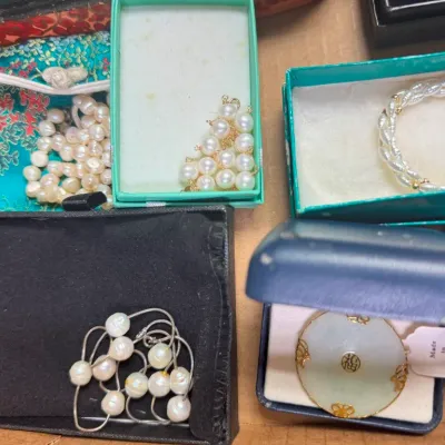 Sale Photo Thumbnail #372