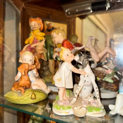 Sale Photo Thumbnail #587