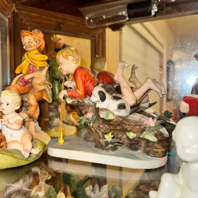 Sale Photo Thumbnail #586