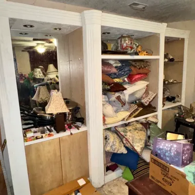 Sale Photo Thumbnail #558