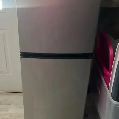 Magic Chef Small Fridge