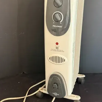 Pelonis Portable Oil-Filled Radiator Heater