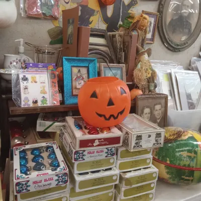 Sale Photo Thumbnail #72