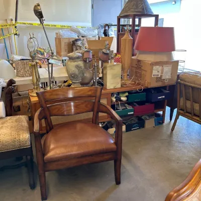 Accent chairs