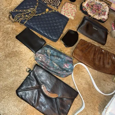 Sale Photo Thumbnail #573