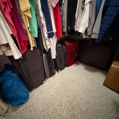 Sale Photo Thumbnail #205