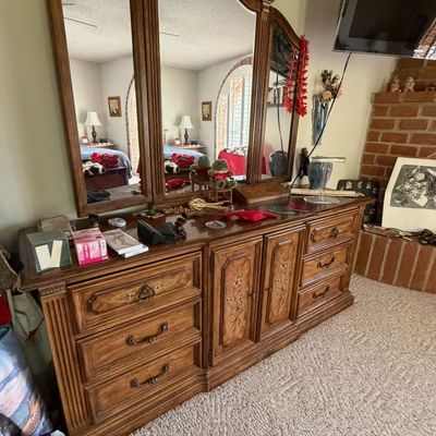 Sale Photo Thumbnail #164