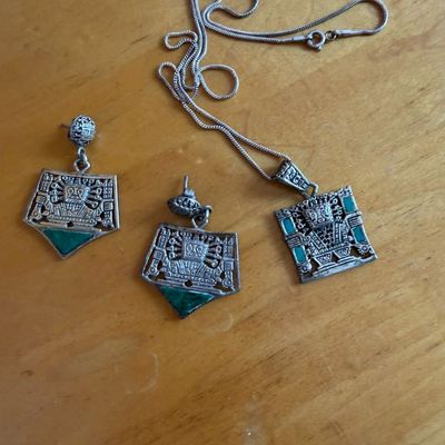 Sale Photo Thumbnail #130