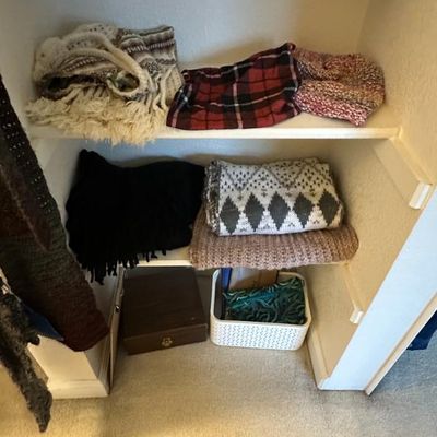 Sale Photo Thumbnail #186