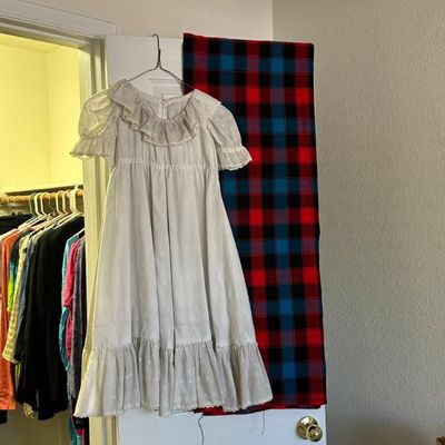 Sale Photo Thumbnail #385