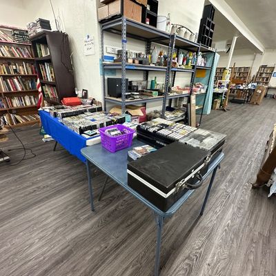 Sale Photo Thumbnail #52
