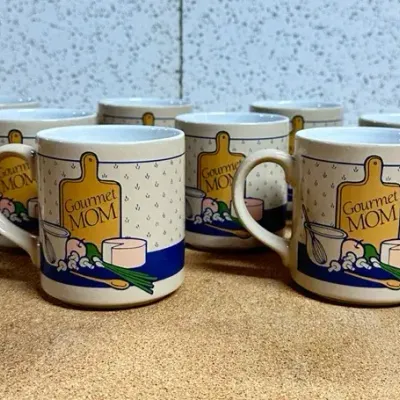 Mount Clemens Pottery Mug Set