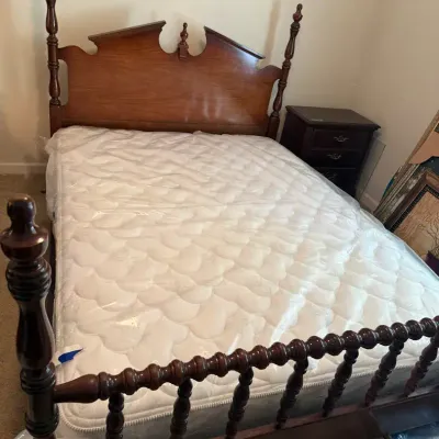 Queen Bed