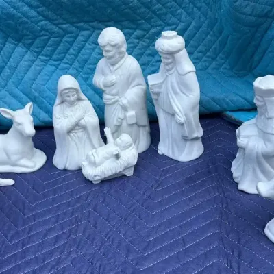 Elegant Nativity