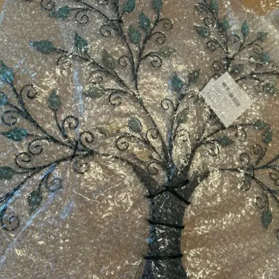 NIB Wire Wall Tree