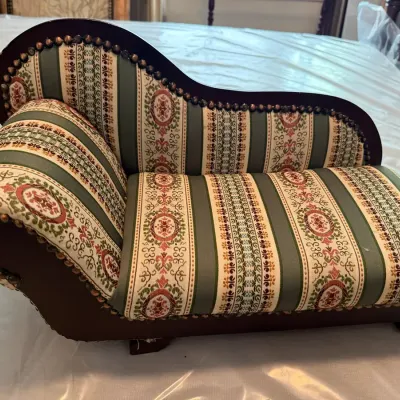 Miniature Chaise Lounge