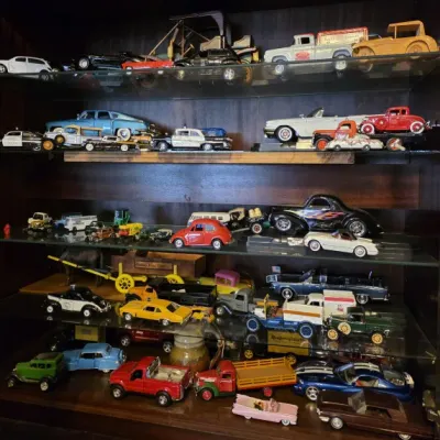 Sale Photo Thumbnail #558