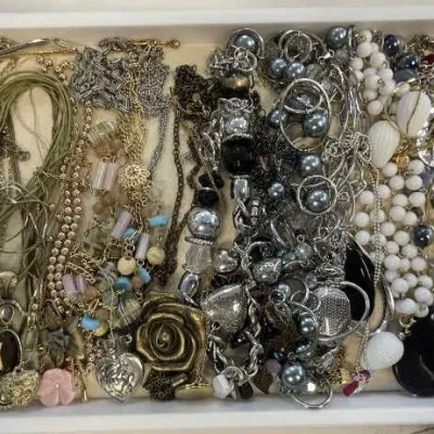 Sale Photo Thumbnail #889