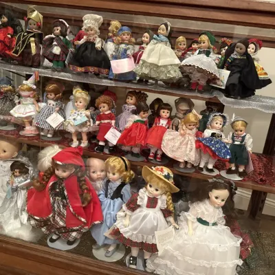 Sale Photo Thumbnail #259