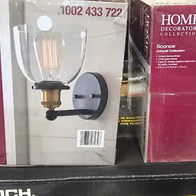 Sale Photo Thumbnail #558