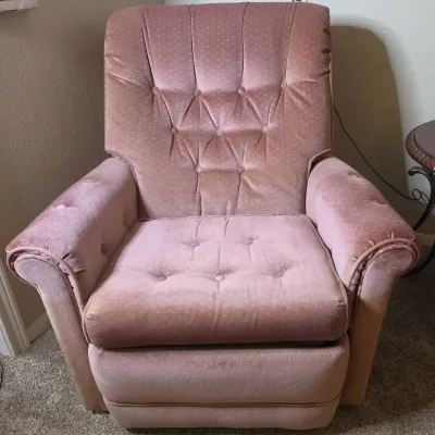 Rocking Manual Recliner 
