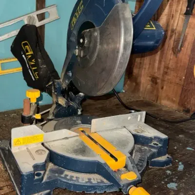 GMC Compound Miter Saw