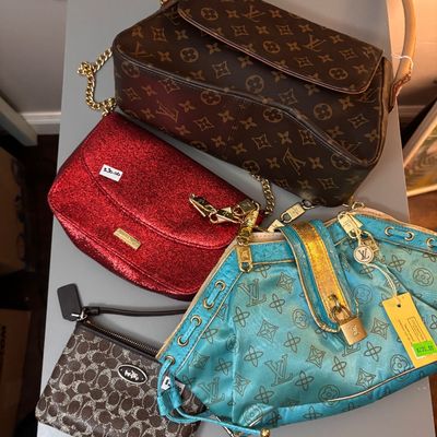 Sale Photo Thumbnail #33