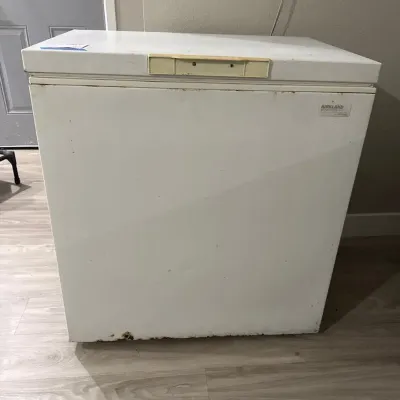 Kirkland Chest Freezer By Whirlpool 31.5x22x34.5
