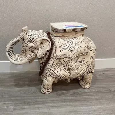 Elephant Plant Stand 26x20.5