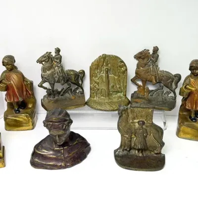 Vintage & Antique Bookends: Armor Bronze, Pompeiian Bronze & More
