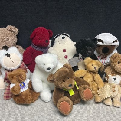 Sale Photo Thumbnail #102: Collectible plush bears