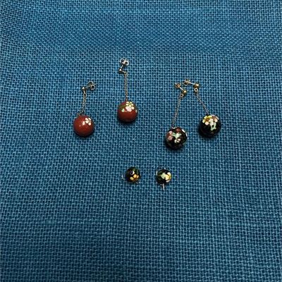 Sale Photo Thumbnail #58: Lot # : 65 - 2 Pair Spherical Floral Earrings and Beads
