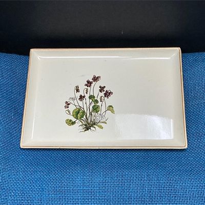 Sale Photo Thumbnail #46: Japanese ceramic tray