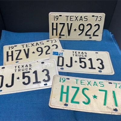 Sale Photo Thumbnail #13: Lot # : 18 - 5 1970's Texas License Plates
