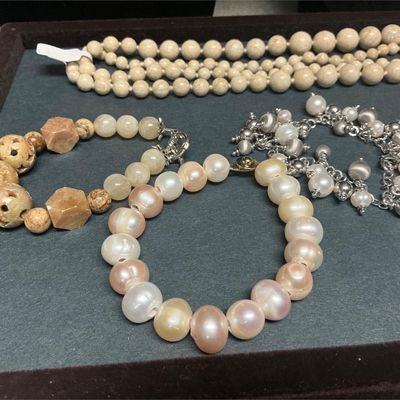 Sale Photo Thumbnail #126: jewelry