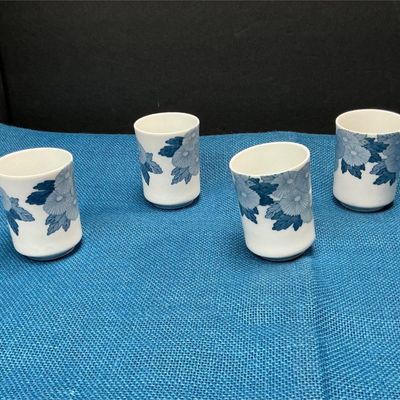 Sale Photo Thumbnail #72: Lot # : 80 - Japanese Stacking Cups
