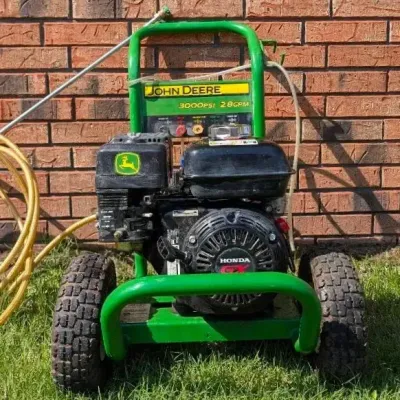 Sale Photo Thumbnail #9: John Deere 3000 PSI 2.8 GPM Gas Pressure Washer - Honda GX Engine - Model 020298