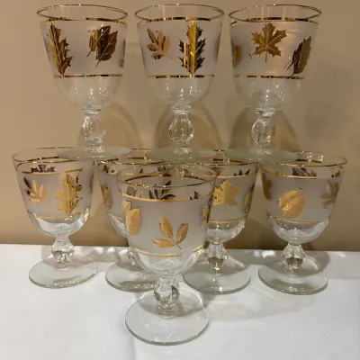 Sale Photo Thumbnail #82: Set of 8 Vintage Libbey Golden Foliage Frosted Stem Goblets – Gold Leaf Design