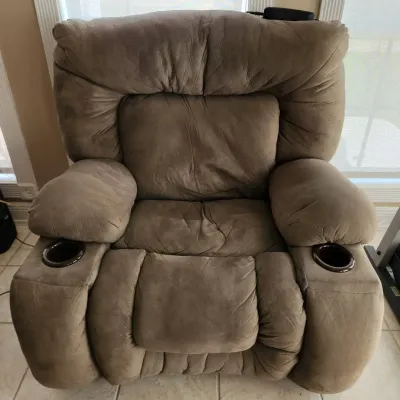 Sale Photo Thumbnail #13: Plush Comfort Oversized Electric Recliner with Cup Holders