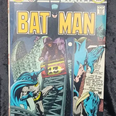 Batman #262 Comic Book, DC Giant, April 1975, The Scarecrow's Trail of Fear