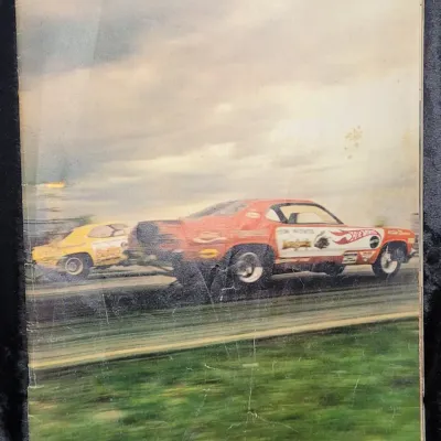 Hot Wheels Racing World Magazine, 1970 Mattel Club Collectors' Edition, Sizzlers Debut