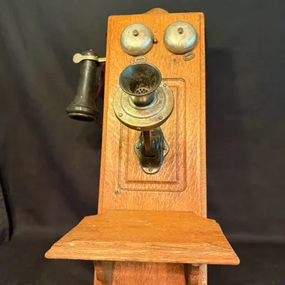 Antique Wooden Wall Mounted Crank Telephone 