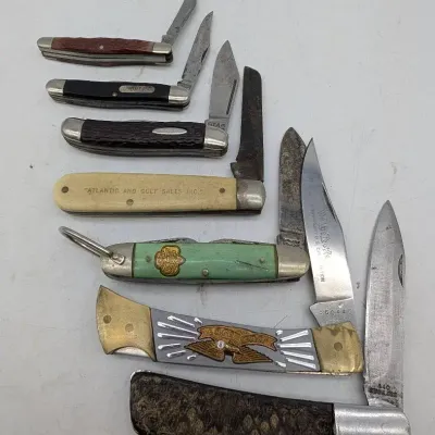7 Vintage Pocket Knives...Kabar, Stag