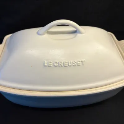 Le Creuset White Heritage Stoneware Deep Covered Baker