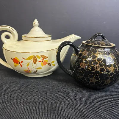 2 Hall Teapots