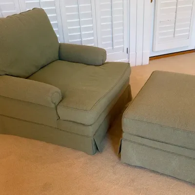 Oversized Club Accent Chair & Ottoman 