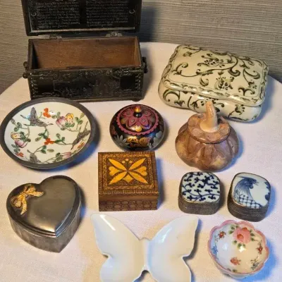 Trinket Box & Porcelain Jewelry Bowl Lot