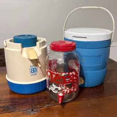 Texas Glass Drink Dispenser plus Small Round Coolers 