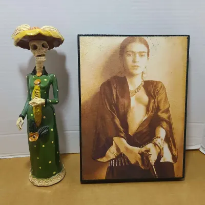 Frida Kahlo Print On Box Frame, Green Painted Dia De Los Muertos Clay Figure