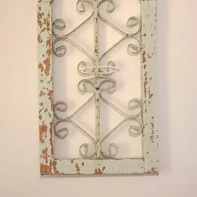 Vintage / Antique Wrought Iron and Wooden Decor Sconce